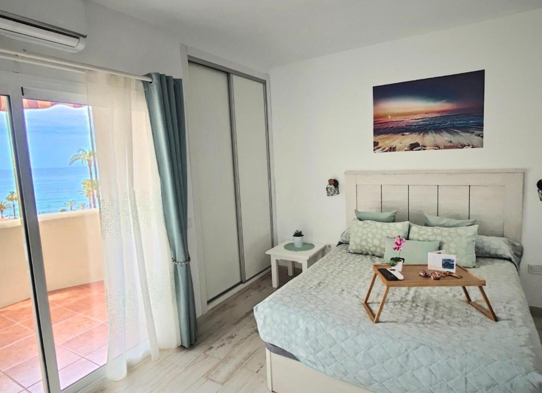 El Estudio De La Playa Benalbeach Vistas Al Mar Benalmádena Eksteriør billede