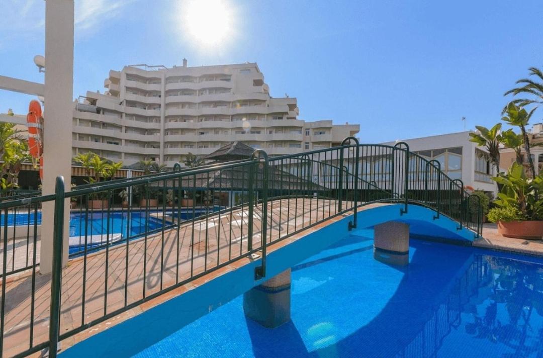 El Estudio De La Playa Benalbeach Vistas Al Mar Benalmádena Eksteriør billede