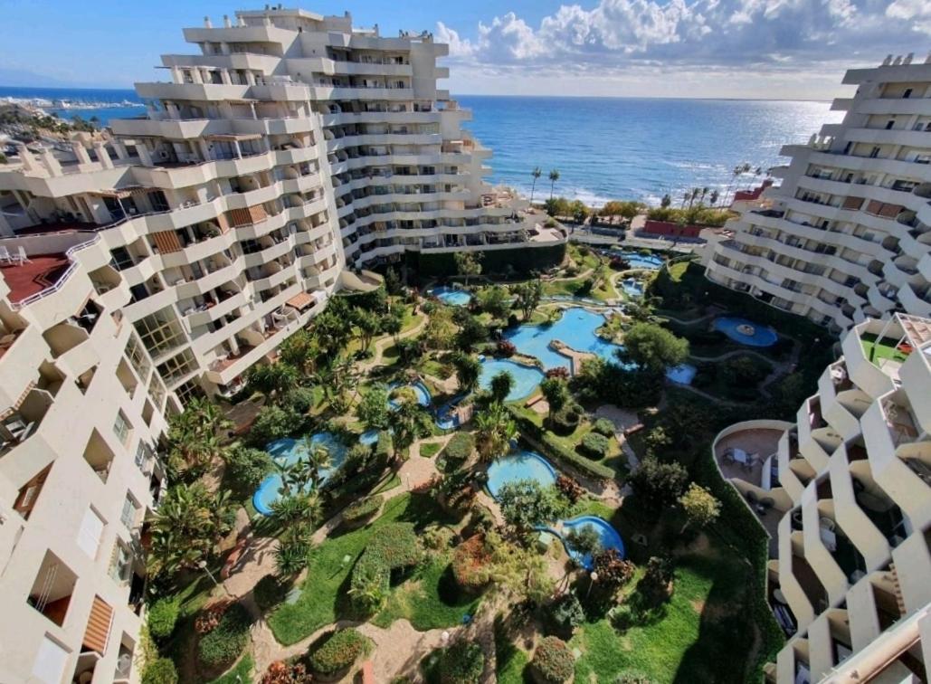 El Estudio De La Playa Benalbeach Vistas Al Mar Benalmádena Eksteriør billede