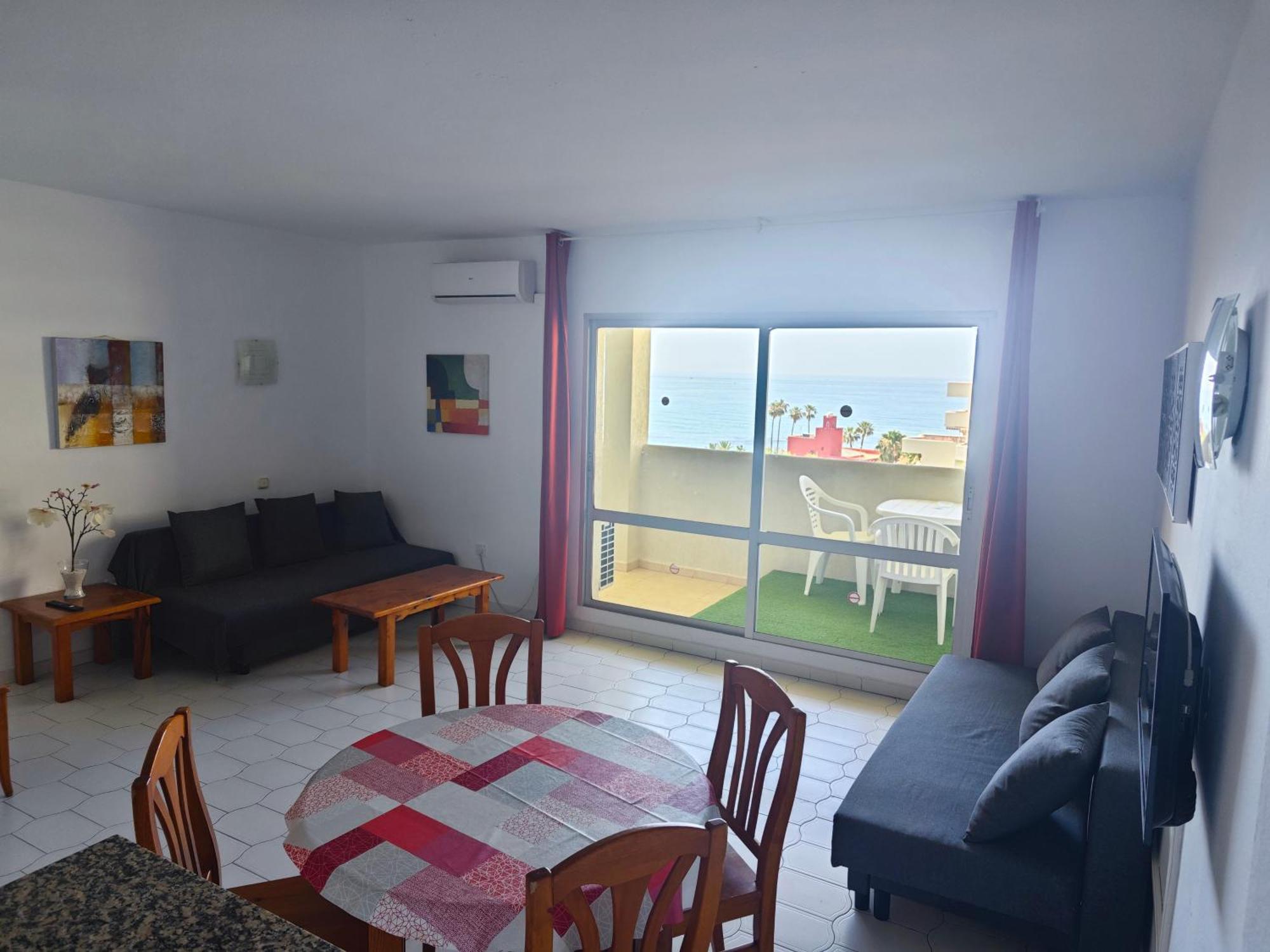 El Estudio De La Playa Benalbeach Vistas Al Mar Benalmádena Værelse billede
