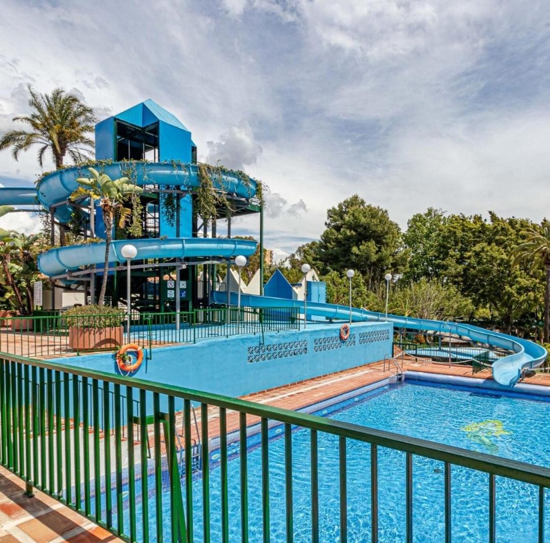 El Estudio De La Playa Benalbeach Vistas Al Mar Benalmádena Eksteriør billede